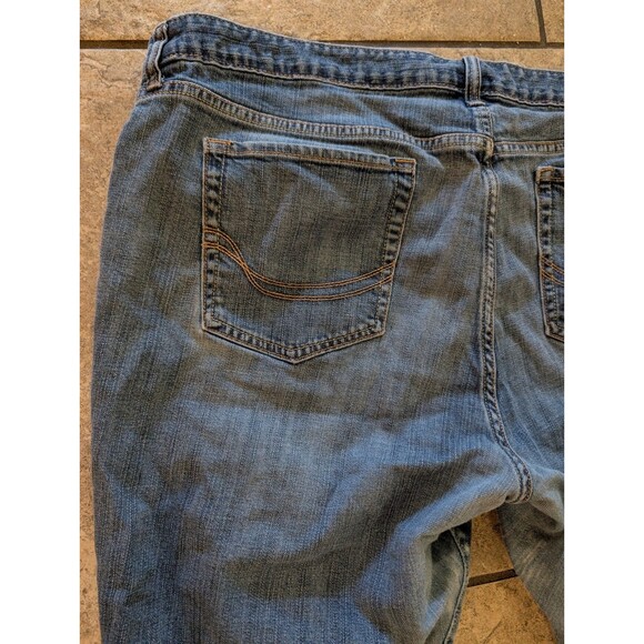 Old Navy The Dreamer Women’s Jeans Size 20 Regular Blue Denim Stretch Bootcut - Picture 2 of 13